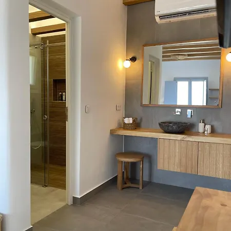 شقة فندقية Sohoros Schoinoussa